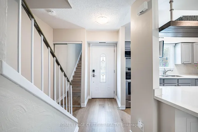 Additional image 5 of 17 Holmcrest Crt