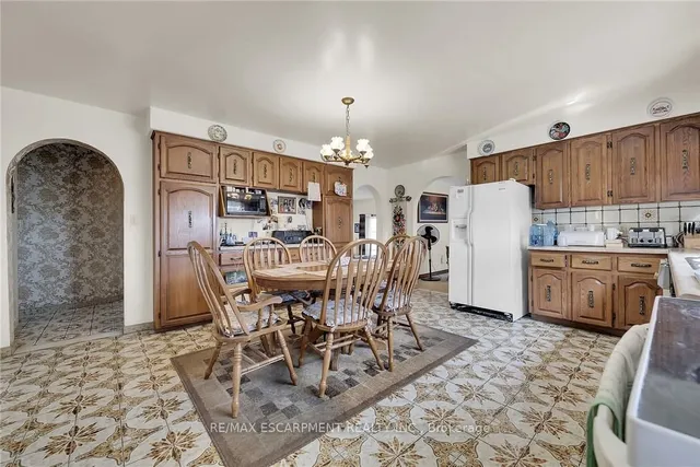 Additional image 11 of 492 Second Rd