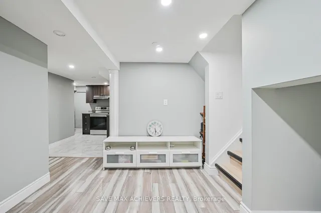 Additional image 37 of 8 Earnscliffe Gate