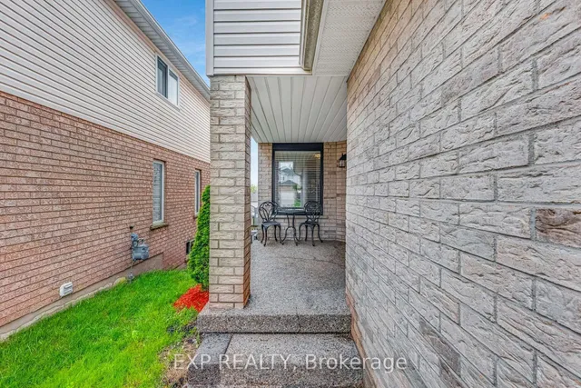 Additional image 2 of 175 Hollyridge Cres