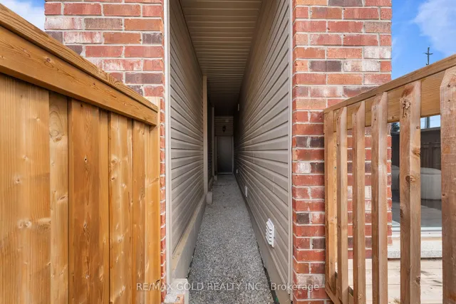 Additional image 43 of 120 Finegan Circ