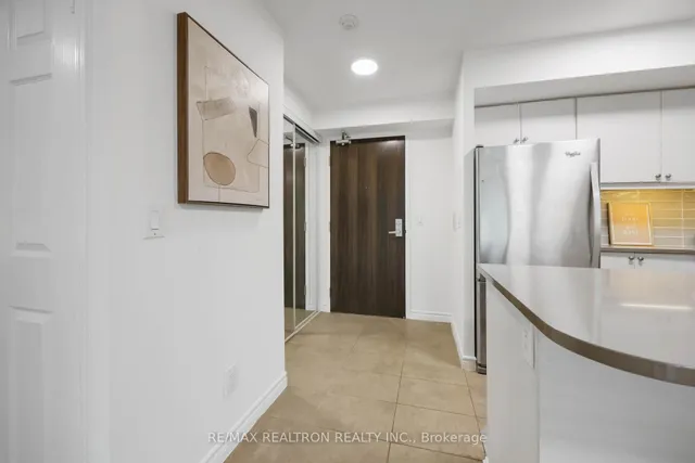 Additional image 22 of 25 Lower Simcoe St Unit 525