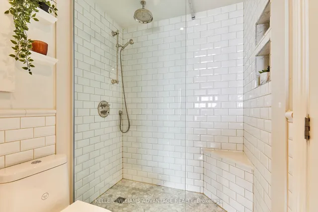 Additional image 19 of 2495 Dundas St Unit 716