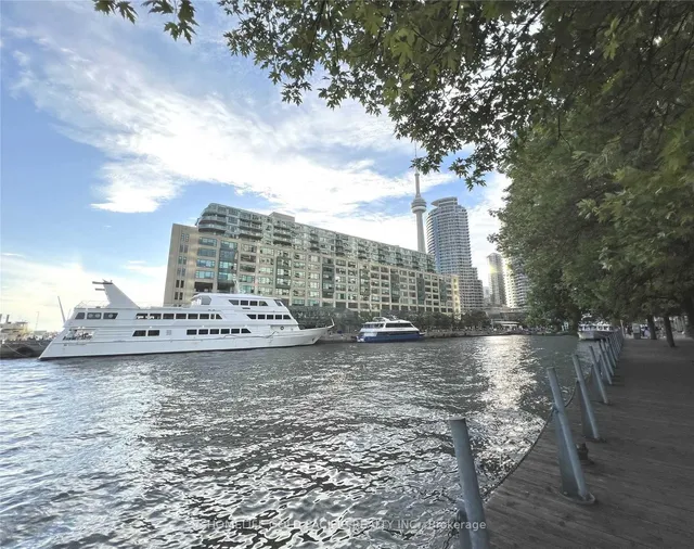Additional image 5 of 77 Harbour Sq Unit 3702