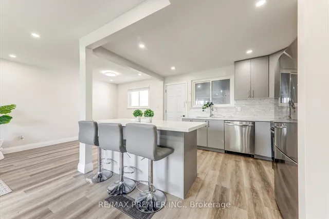 Additional image 20 of 25 Secroft Cres