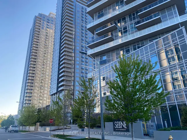 Additional image 11 of 225 Village Green Sq Unit 204