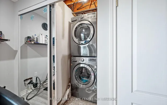 Additional image 45 of 750 Burnhamthorpe Rd Unit 35