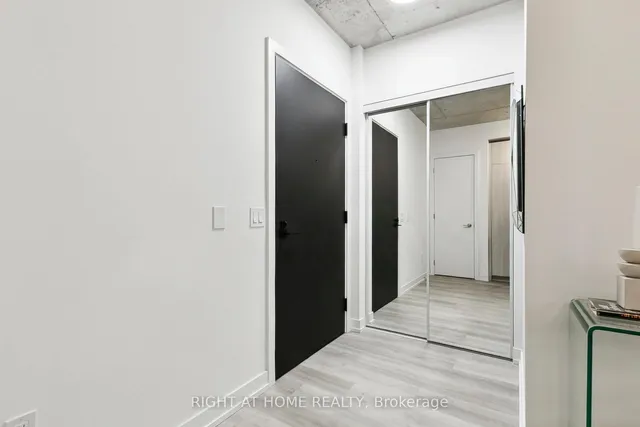 Additional image 4 of 28 Eastern Ave Unit 401