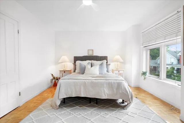 Additional image 29 of 336 Emerald St