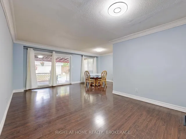 Additional image 4 of 3339 Victory Cres