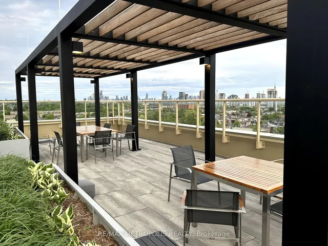 Additional image 41 of 1787 St Clair Ave Unit 325