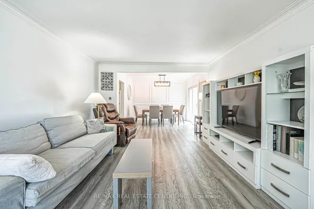 Additional image 7 of 1175 Kipling Ave