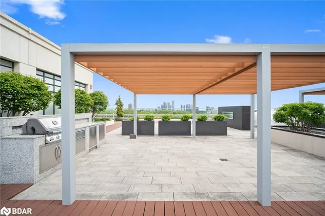 Additional image 34 of 2 Old Mill Dr Unit 103