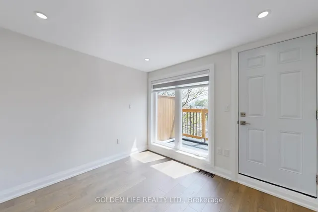 Additional image 26 of 9 Cobourg Ave