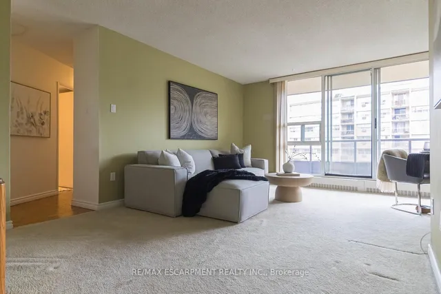 Additional image 6 of 1964 Main St Unit 1001