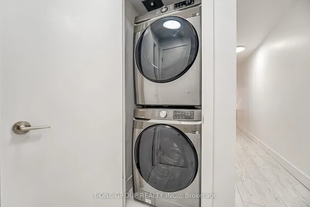 Additional image 27 of 39 Sherbourne St Unit 1201