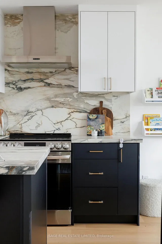 Additional image 9 of 508 Wellington St Unit 703