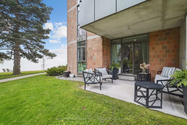 Additional image 25 of 5250 Lakeshore Rd Unit 106