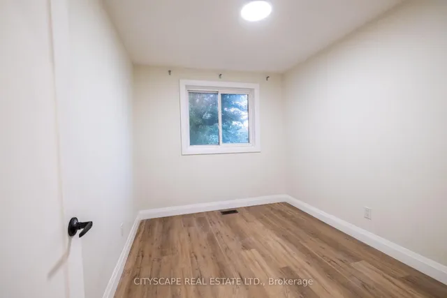 Additional image 12 of 48 Clayhall Cres