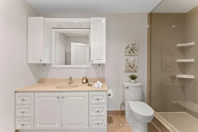 Additional image 20 of 316 Torresdale Ave