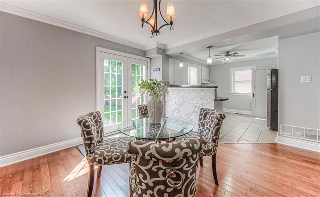 Additional image 17 of 48 Ellis Ave