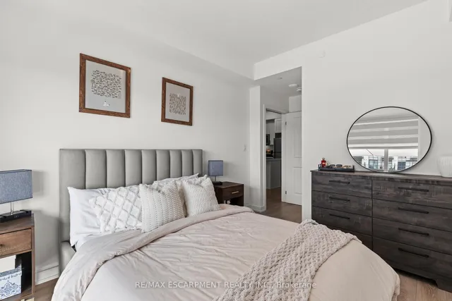 Additional image 26 of 460 Dundas St Unit 433