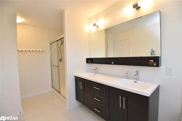 Additional image 25 of 29 Hibiscus Lane