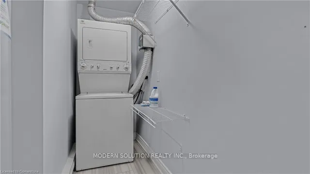 Additional image 31 of 1016 Falgarwood Dr Unit 42