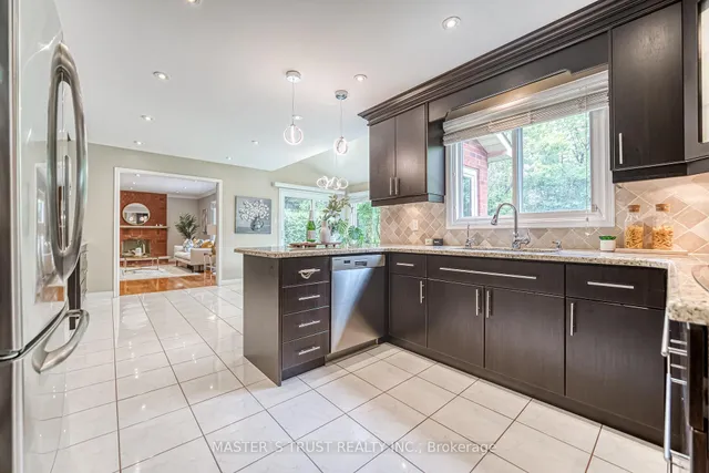 Additional image 15 of 2108 Grenville Dr