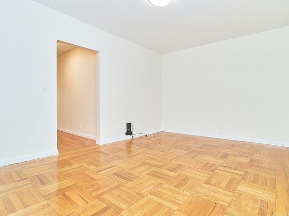 64 Hillside Ave #3B, New York, NY 10040