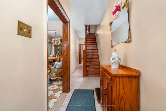 Additional image 3 of 201 Westmount Ave