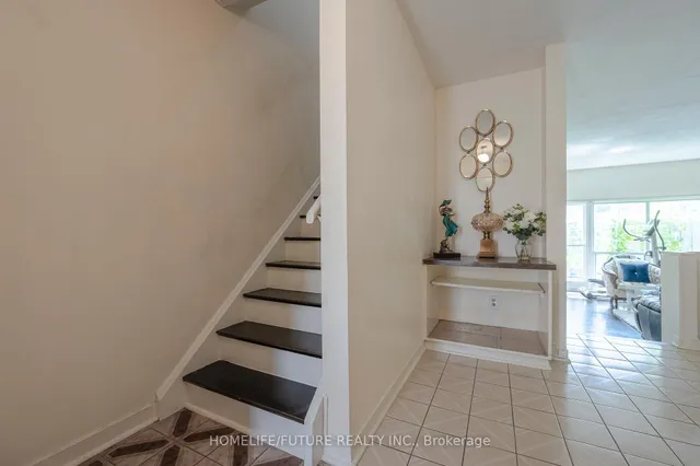 Additional image 20 of 21 London Green Crt Unit 31