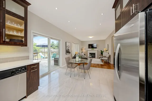 Additional image 13 of 996 Vickerman Way