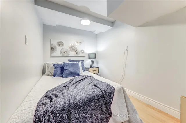 Additional image 34 of 130 Gennela Sq