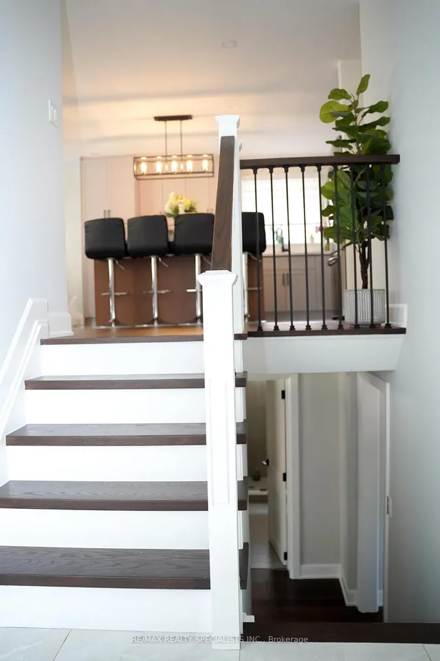 Additional image 20 of 52 Robinglade Dr