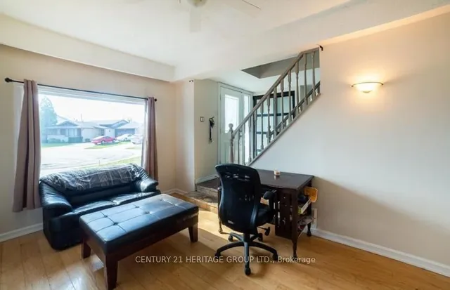 Additional image 5 of 10 Esquire Pl