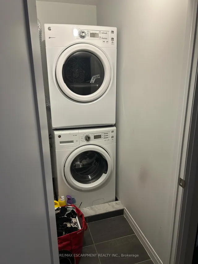 Additional image 17 of 270 Melvin Ave Unit 15