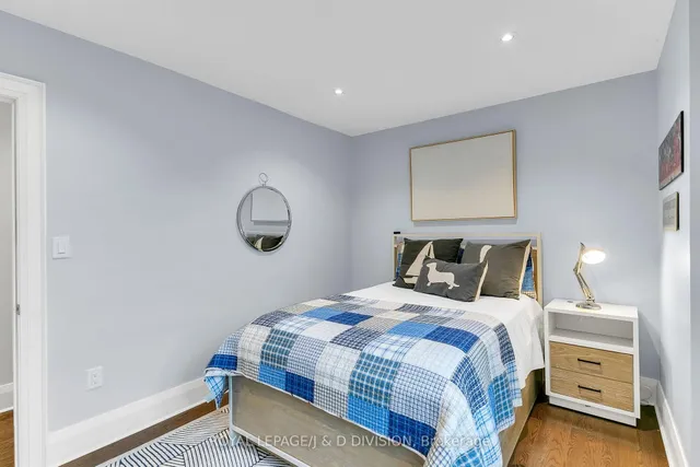 Additional image 32 of 18 Le May Rd