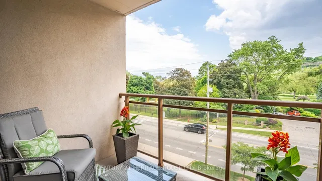 Additional image 17 of 1950 Main St Unit 408