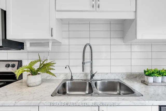 Additional image 15 of 1081 Cooper Ave