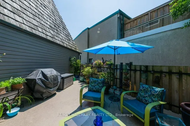 2366 Queen St Unit 2