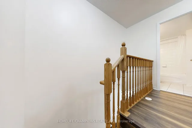 Additional image 15 of 35 Strangford Lane Unit 304