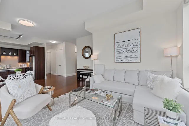 Additional image 10 of 500 Sherbourne St Unit 3207