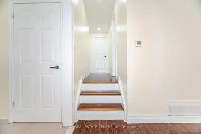 Additional image 20 of 96 Fallingdale Cres