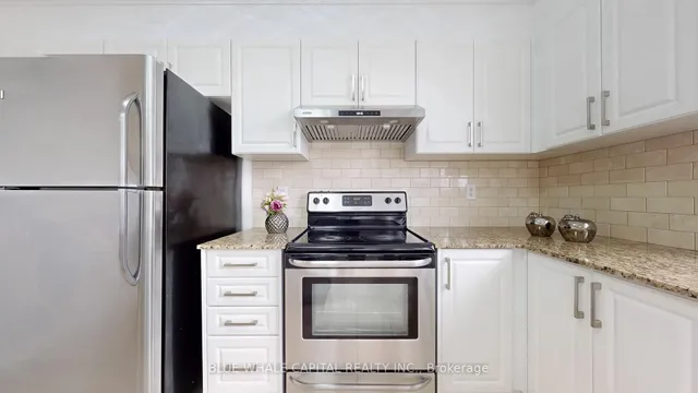 Additional image 12 of 21 Collip Pl