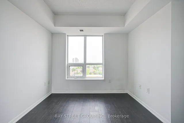 Additional image 10 of 800 Lawrence Ave Unit 1221