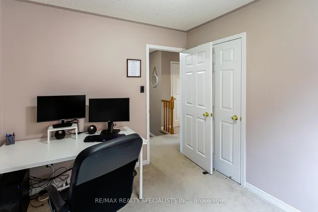 Additional image 24 of 74 Sahara Tr