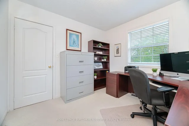 Additional image 35 of 908 Lancaster Blvd