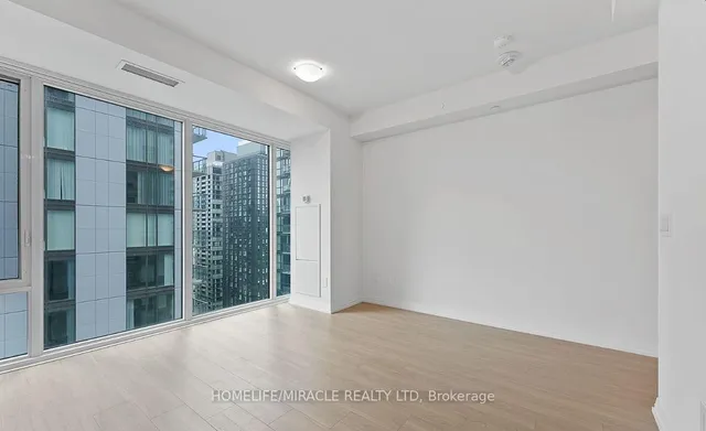 Additional image 5 of 28 Widmer St Unit 3521