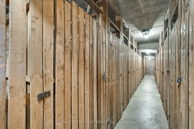 Additional image 41 of 23 Main St Unit 501